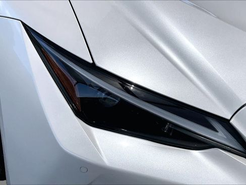 Used 2023 Lexus IS 300 w/ Comfort Package RWD image 27