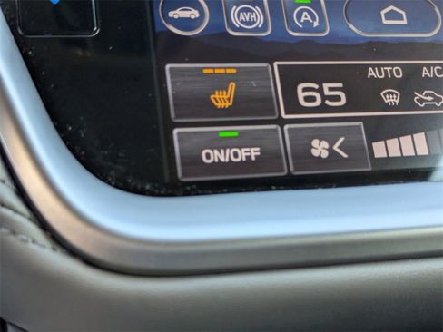 Used 2022 Subaru Outback Limited image 20