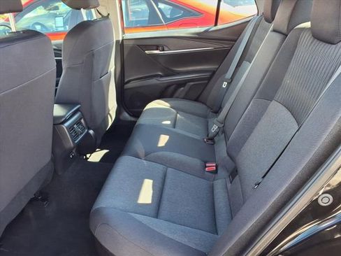 Used 2025 Toyota Camry LE image 19