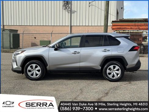Used 2024 Toyota RAV4 LE image 2