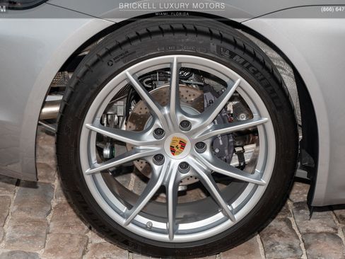 Used 2024 Porsche 718 Cayman image 36