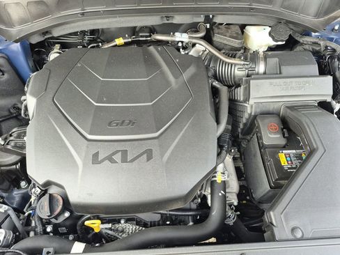 Certified 2025 Kia Telluride EX image 21