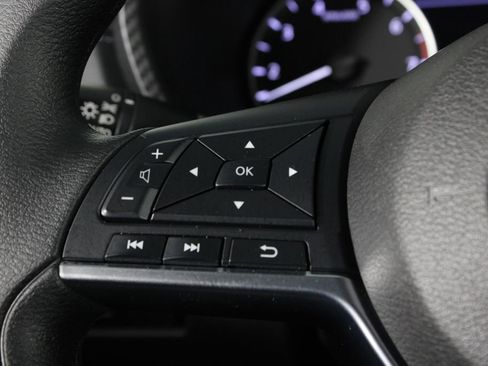 Certified 2025 Nissan Sentra SV image 26