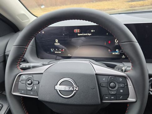 New 2026 Nissan Sentra SR w/ Floor Mat Package FWD image 28