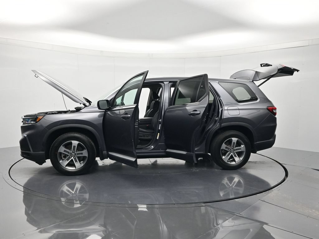 Used 2025 Honda Pilot EX-L image 47