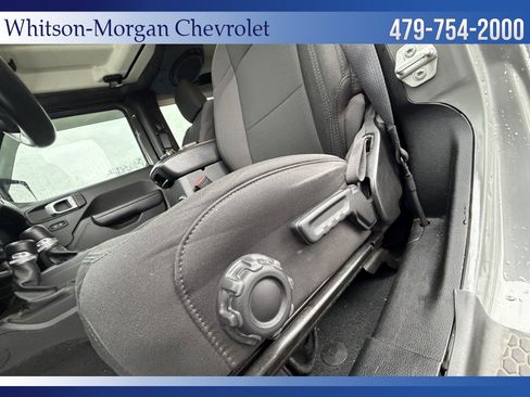 Used 2022 Jeep Wrangler Sport S image 12