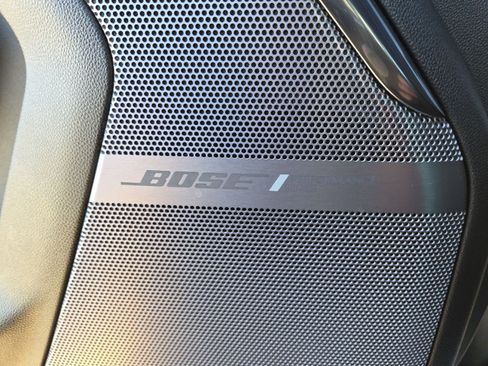 New 2026 GMC Yukon XL AT4 Ultimate w/ LPO, Illumination Package image 17