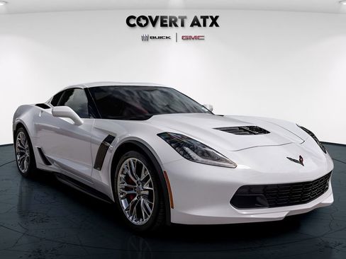 Used 2017 Chevrolet Corvette Z06 w/ Battery Protection Package RWD image 9