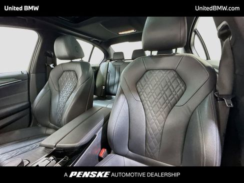 Used 2021 BMW 530i RWD image 5