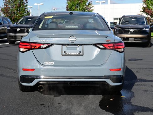 Certified 2024 Nissan Sentra SR w/ Trunk Package image 10
