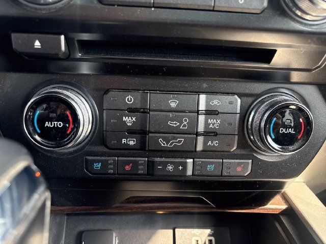 Used 2016 Ford F150 Lariat w/ Equipment Group 502A Luxury AWD/4WD image 25