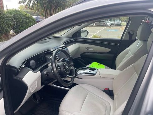 Used 2022 Hyundai Tucson Limited FWD image 9
