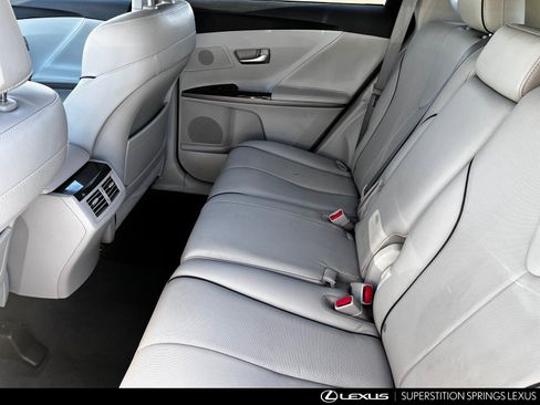 Used 2015 Toyota Venza Limited image 22