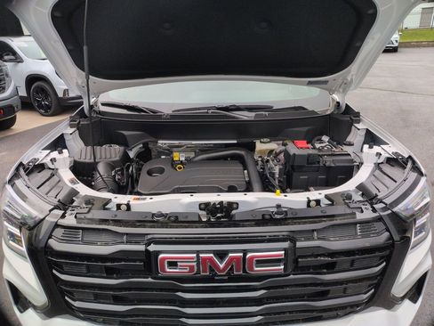 New 2026 GMC Terrain Elevation w/ Elevation Premium Package AWD/4WD image 17