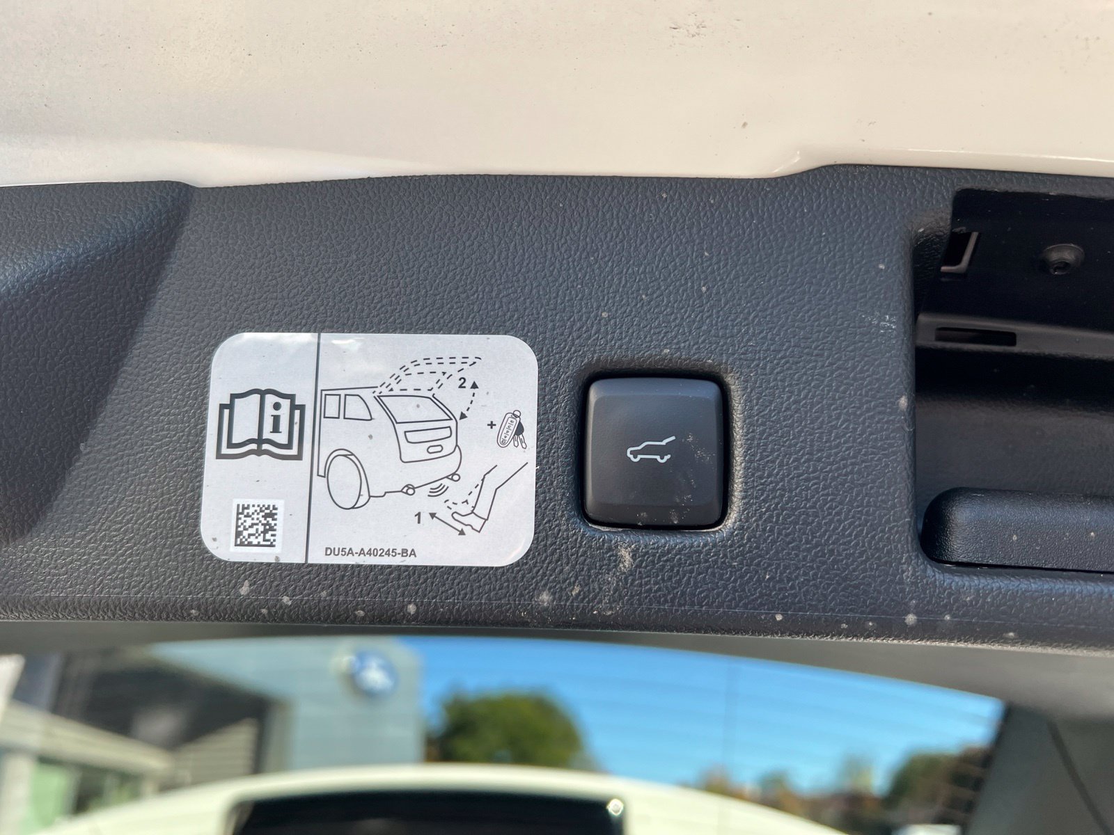 Certified 2020 Ford Escape SEL AWD/4WD image 15