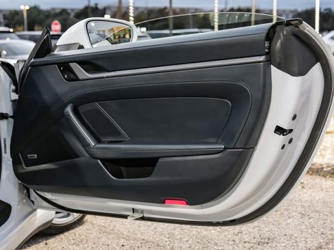 Used 2020 Porsche 911 Carrera 4S image 42