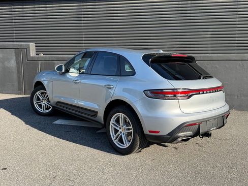 Certified 2026 Porsche Macan image 3