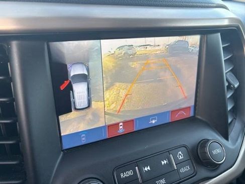 Used 2018 GMC Acadia Denali image 24