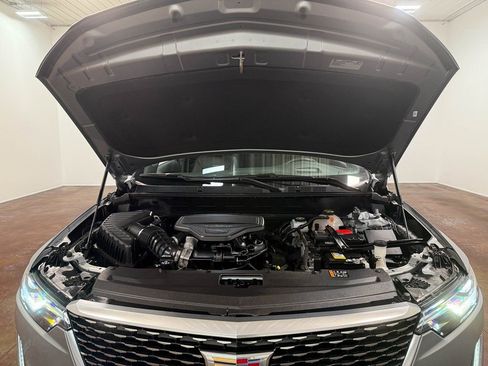 Used 2024 Cadillac XT6 Premium Luxury image 89