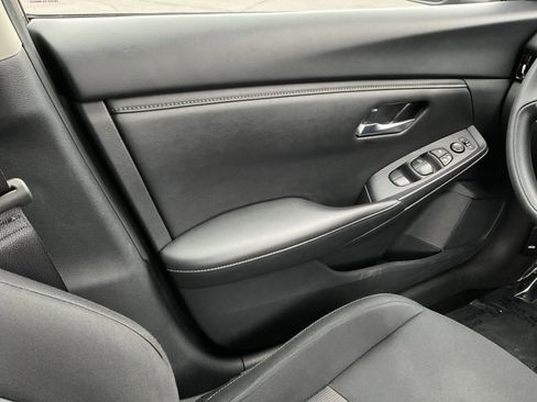 Used 2024 Nissan Sentra SV image 17