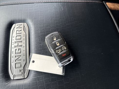 Used 2019 RAM 1500 Limited image 25