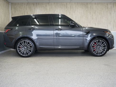 Used 2022 Land Rover Range Rover Sport HST image 5