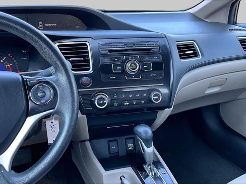 Used 2013 Honda Civic LX image 6