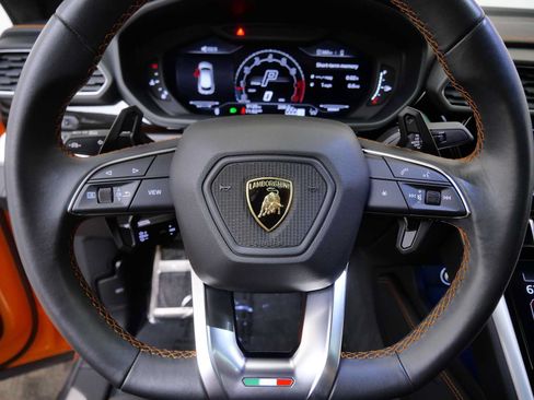 Used 2024 Lamborghini Urus S AWD/4WD image 30