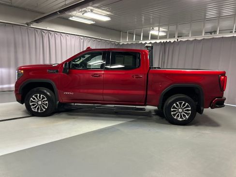 Used 2023 GMC Sierra 1500 AT4 w/ Technology Package image 4