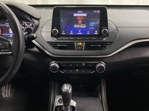 Used 2020 Nissan Altima 2.5 SR w/ Premium Package image 9