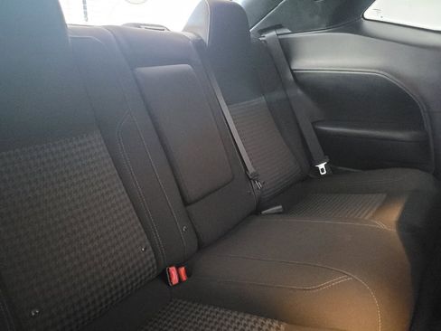 Used 2019 Dodge Challenger SXT RWD image 19