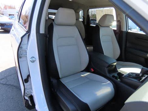 Used 2024 Honda CR-V EX image 16