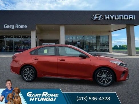 Used 2023 Kia Forte GT-Line w/ GT-Line Technology Package FWD image 8