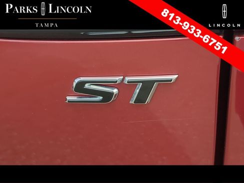 Used 2022 Buick Envision Essence w/ Technology Package II AWD/4WD image 10