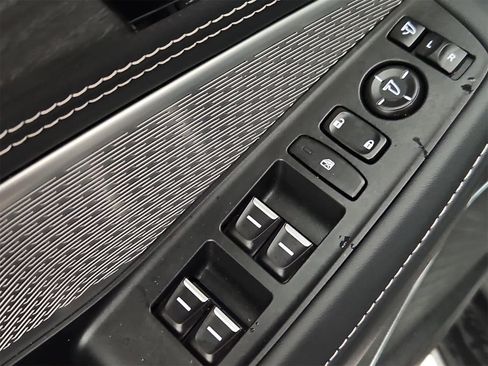 Used 2022 Acura MDX SH-AWD w/ Advance Package image 17