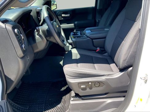 Used 2023 Chevrolet Silverado 1500 Custom AWD/4WD image 8
