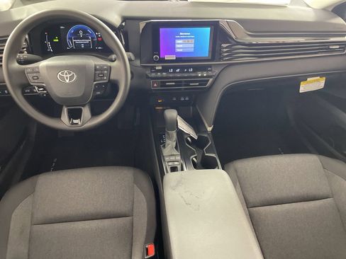 New 2026 Toyota Camry LE FWD image 20