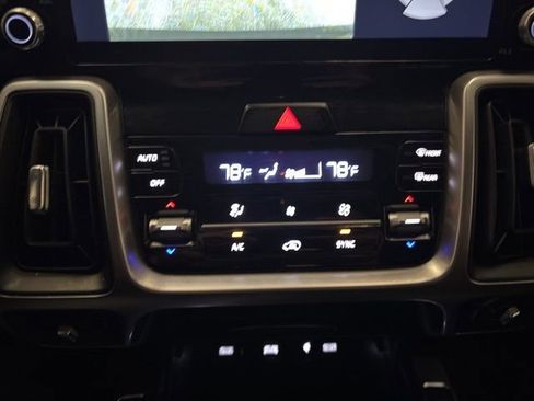 Certified 2023 Kia Sorento S image 19