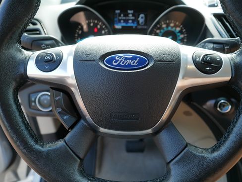 Used 2016 Ford Escape Titanium FWD image 25