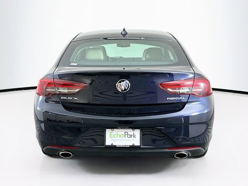 Used 2018 Buick Regal Essence FWD image 7