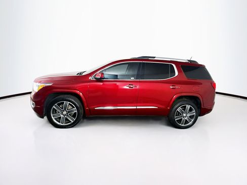 Used 2019 GMC Acadia Denali image 4