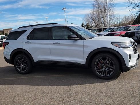 New 2026 Ford Explorer ST w/ Sun And Sound Package image 5