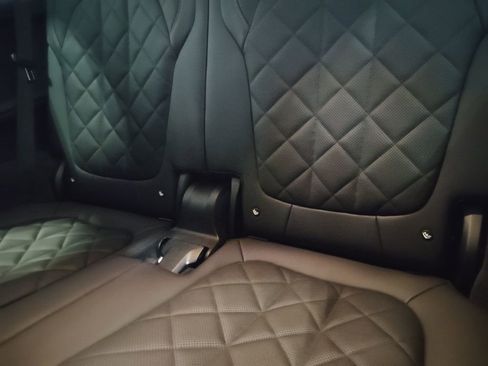 Used 2023 BMW X7 xDrive40i w/ Premium Package image 43