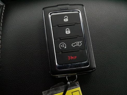 Used 2023 Jeep Grand Cherokee L Limited w/ Luxury Tech Group II AWD/4WD image 34