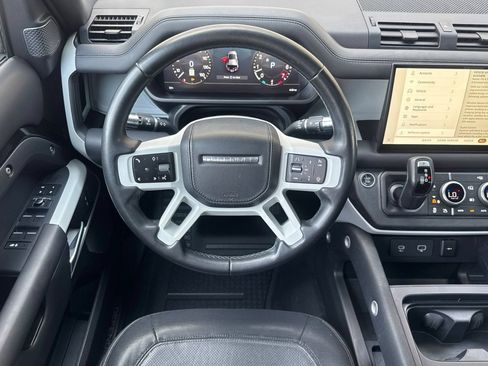 Used 2022 Land Rover Defender 110 X-Dynamic HSE AWD/4WD image 14