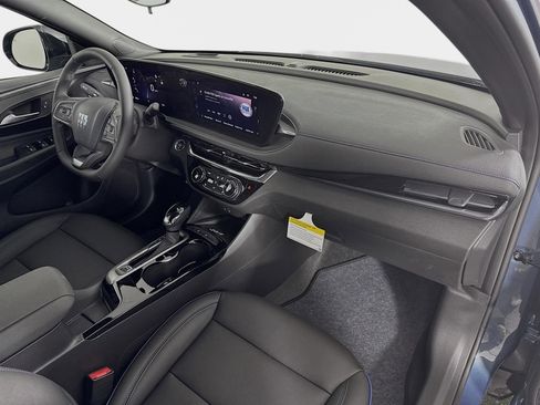 New 2026 Buick Envista Sport Touring w/ Convenience I Package FWD image 28