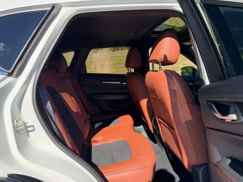 Used 2025 MAZDA CX-5 Carbon Edition image 10