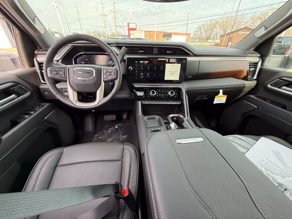 New 2026 GMC Sierra 2500 Denali AWD/4WD image 16
