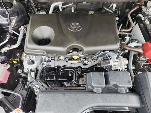 Used 2025 Toyota RAV4 XLE Premium FWD image 27