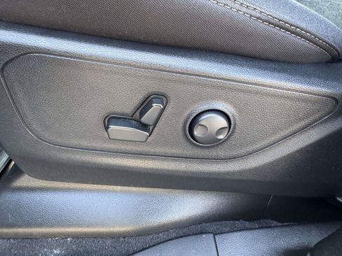 Used 2025 RAM 1500 Big Horn AWD/4WD image 24